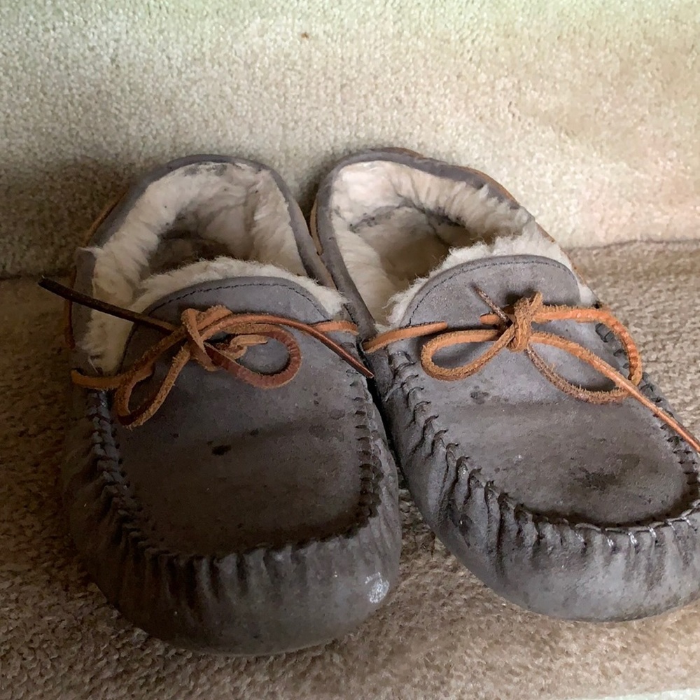 Ugg’s slipper or shoes Grey 8